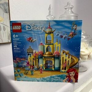 LEGO Disney Ariel's Underwater Palace 40327 New Sealed